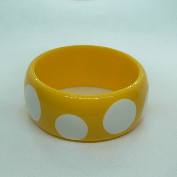 Vintage Wide Chunky Plastic Bakelite Yellow White - Picture 4 of 4